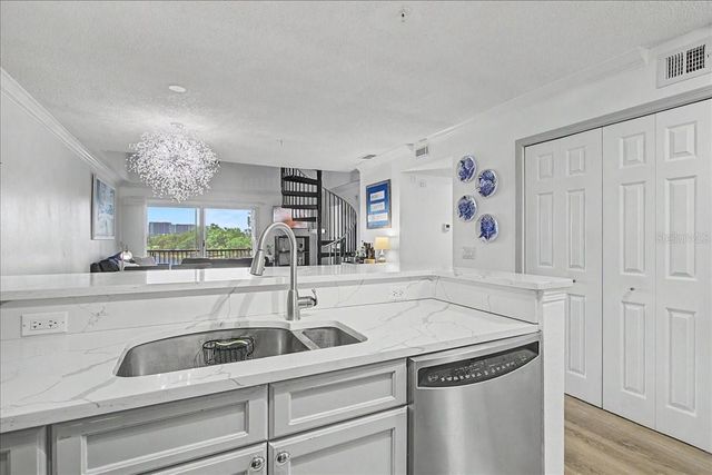 2400 FEATHER SOUND DRIVE 733, Clearwater, FL 33762