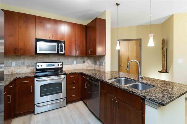 898 Oak Street SW 1412, Atlanta, GA 30310