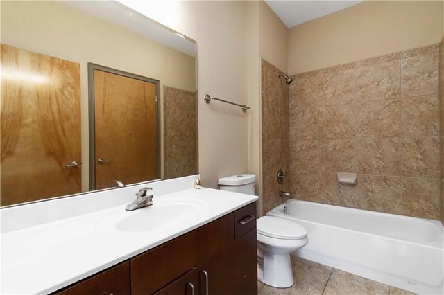 898 Oak Street SW 1412, Atlanta, GA 30310