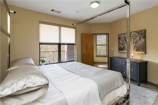 898 Oak Street SW 1412, Atlanta, GA 30310
