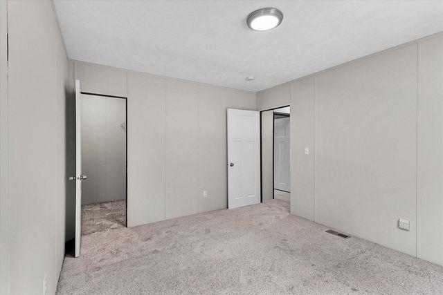 110 Holly DR, Covington, VA 24426