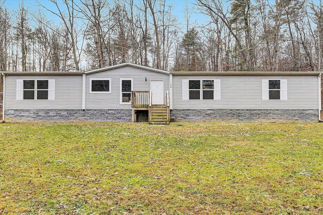 110 Holly DR, Covington, VA 24426