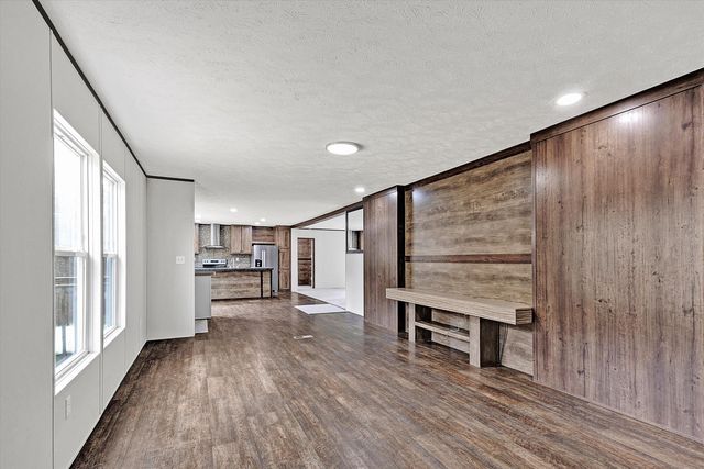 110 Holly DR, Covington, VA 24426