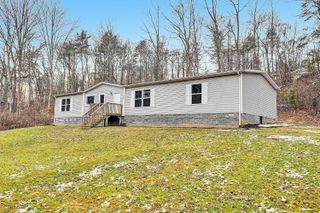 110 Holly DR, Covington, VA 24426