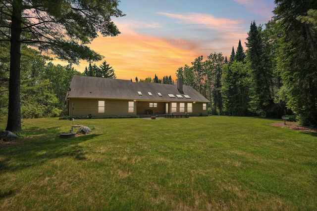 8040 W County Line ROAD, Franksville, WI 53126