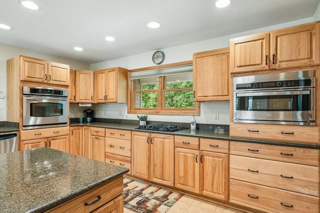 8040 W County Line ROAD, Franksville, WI 53126
