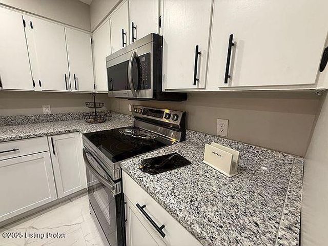 1815 Gardiner Ln B20, Louisville, KY 40205