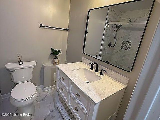 1815 Gardiner Ln B20, Louisville, KY 40205