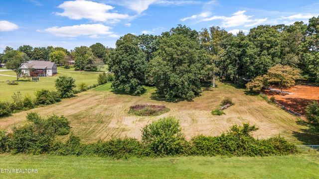 1939 Smoky View Circle, Maryville, TN 37801