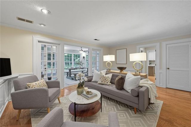 2466 Chimney Springs Drive, Marietta, GA 30062