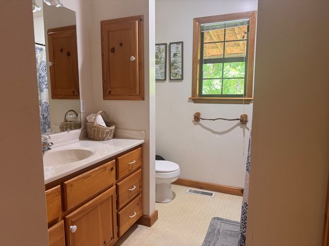 256 High Top Lane, Andrews, NC 28901