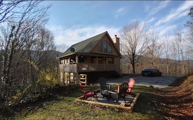 256 High Top Lane, Andrews, NC 28901