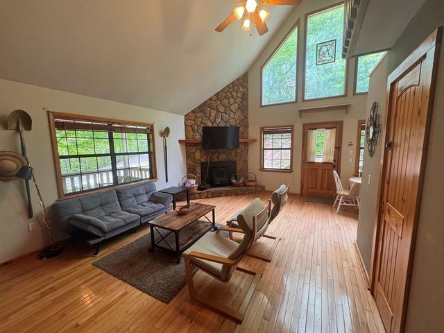256 High Top Lane, Andrews, NC 28901