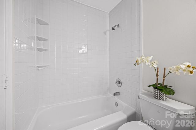 8117 Circle Tree Lane, Charlotte, NC 28277