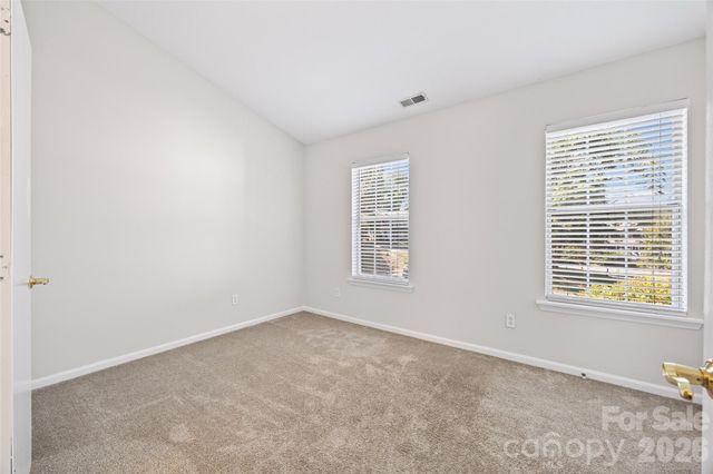 8117 Circle Tree Lane, Charlotte, NC 28277