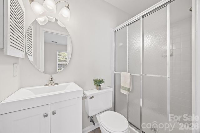 8117 Circle Tree Lane, Charlotte, NC 28277