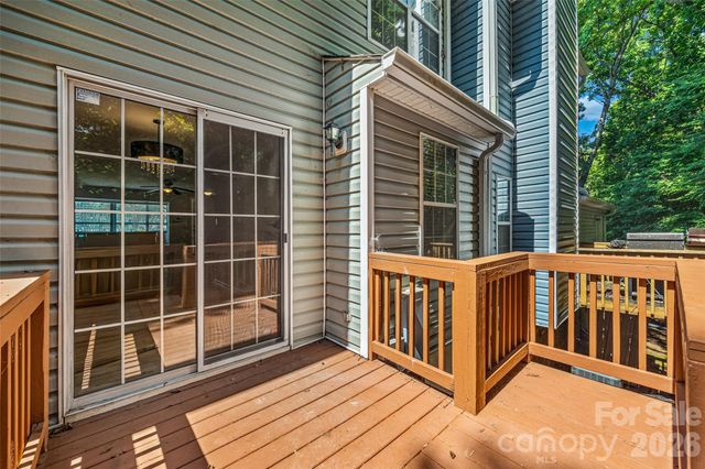 8117 Circle Tree Lane, Charlotte, NC 28277