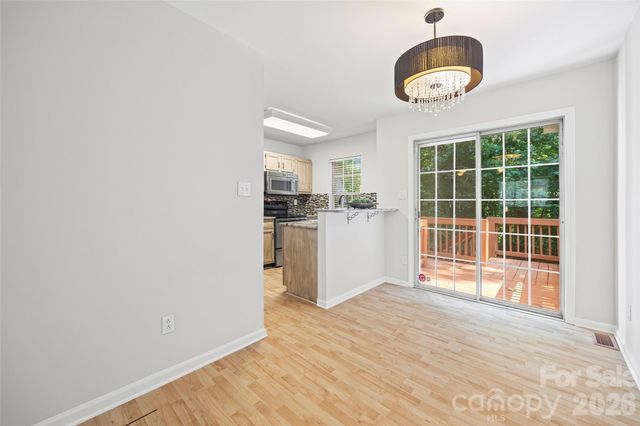 8117 Circle Tree Lane, Charlotte, NC 28277
