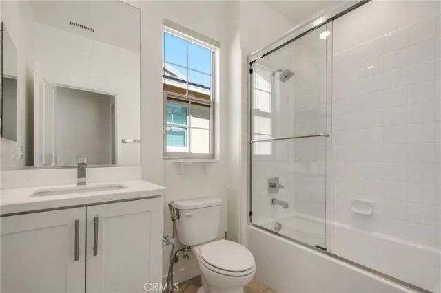 731 E Orange Blossom, Azusa, CA 91702