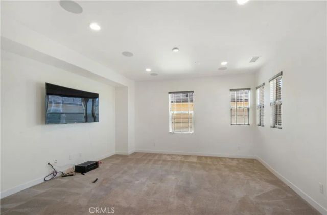 731 E Orange Blossom, Azusa, CA 91702