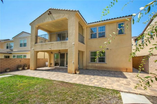 731 E Orange Blossom, Azusa, CA 91702