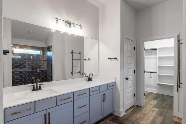 111 Brookside ST, Hutto, TX 78634