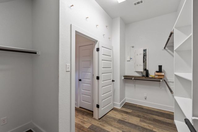 111 Brookside ST, Hutto, TX 78634