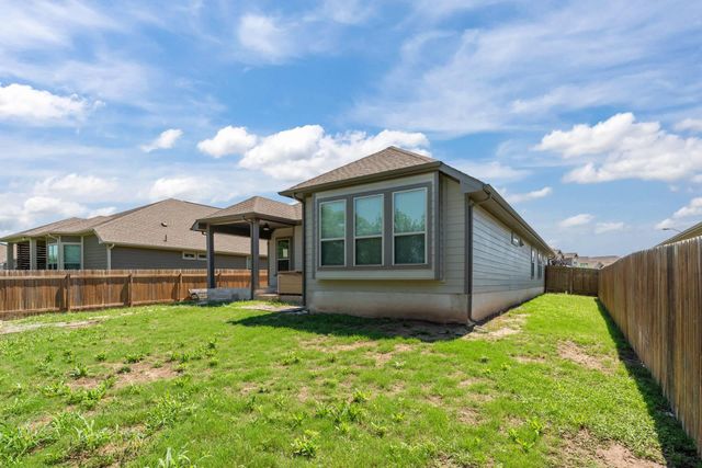 111 Brookside ST, Hutto, TX 78634