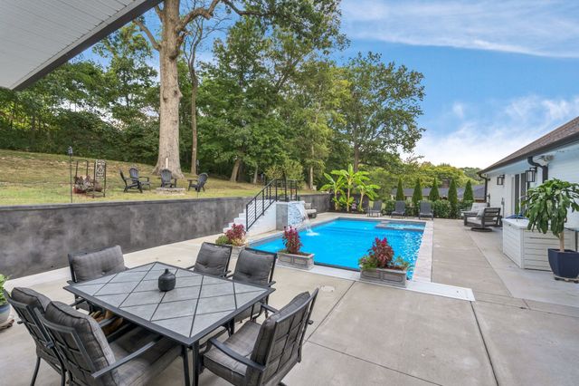 2712 Windemere Dr, Nashville, TN 37214