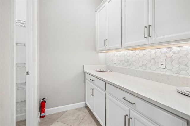11040 BANYAN BREEZE BOULEVARD, Land O Lakes, FL 34638