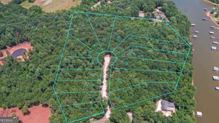 31 Blossom Trail, Lavonia, GA 30553