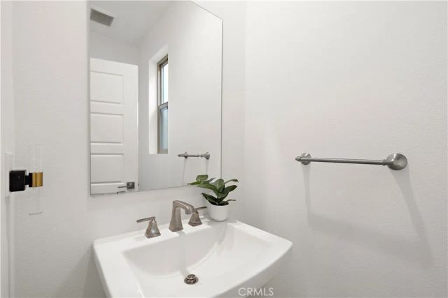 330 Harvest Drive, Rancho Mission Viejo, CA 92694