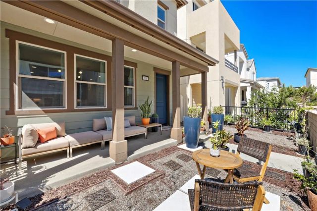 330 Harvest Drive, Rancho Mission Viejo, CA 92694