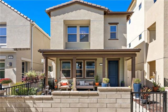 330 Harvest Drive, Rancho Mission Viejo, CA 92694