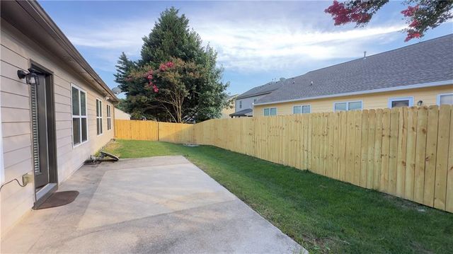 2016 Jameson Circle, Lawrenceville, GA 30043