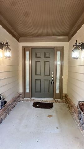 2016 Jameson Circle, Lawrenceville, GA 30043