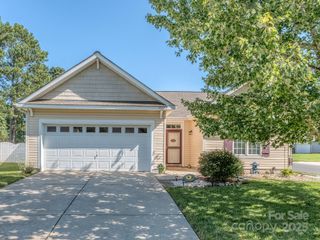 15739 Circlegreen Drive, Charlotte, NC 28273