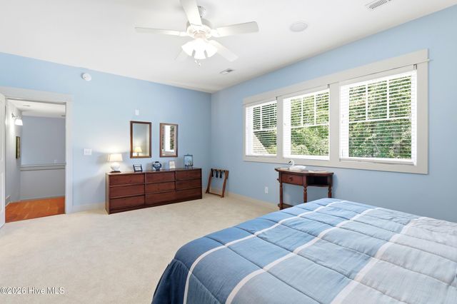 1615 Airlie Forest Court, Wilmington, NC 28403