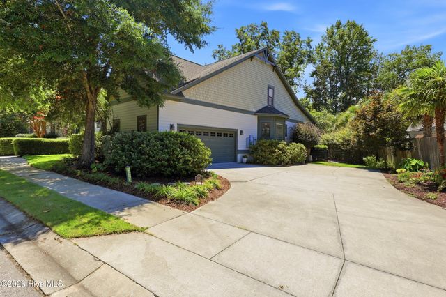 1615 Airlie Forest Court, Wilmington, NC 28403