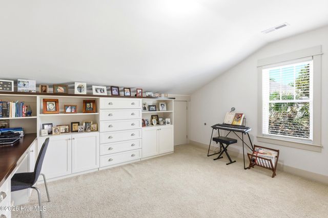 1615 Airlie Forest Court, Wilmington, NC 28403