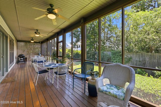 1615 Airlie Forest Court, Wilmington, NC 28403
