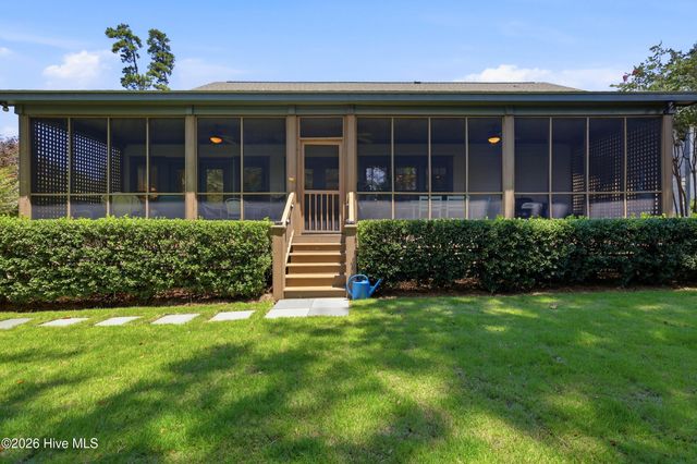 1615 Airlie Forest Court, Wilmington, NC 28403