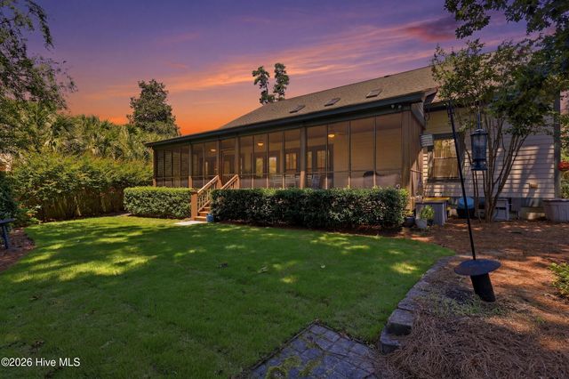 1615 Airlie Forest Court, Wilmington, NC 28403