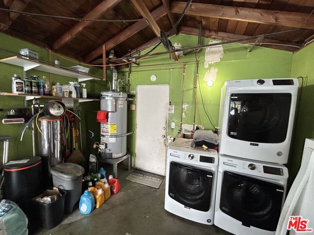 10844 Wolcott Place, San Fernando, CA 91345