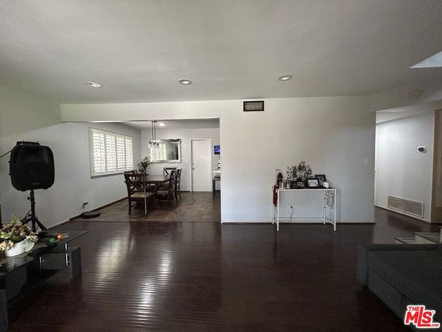 10844 Wolcott Place, San Fernando, CA 91345