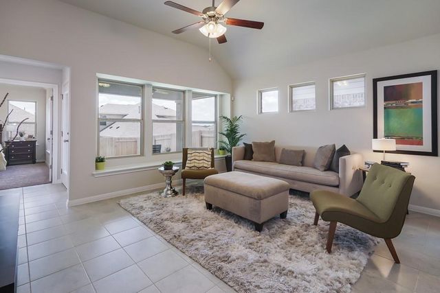 681 Nautical LOOP, Kyle, TX 78640