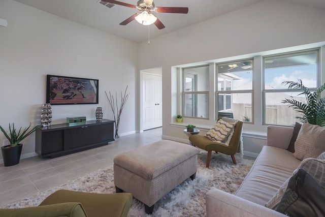681 Nautical LOOP, Kyle, TX 78640