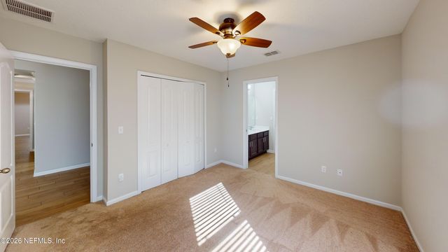 15790 WHITEBARK Drive, Jacksonville, FL 32218