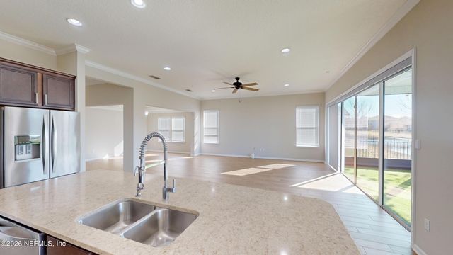 15790 WHITEBARK Drive, Jacksonville, FL 32218