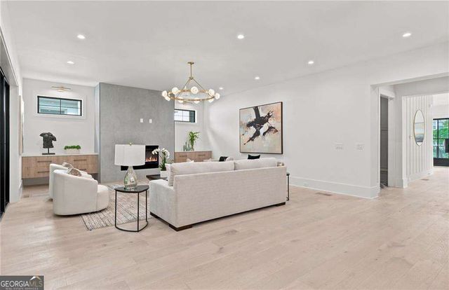 952 Cumberland Road NE, Atlanta, GA 30306
